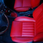 Alfa Romeo nahkistmed, uksepolstrid, Alcantara lagi ja muud salongidetailid